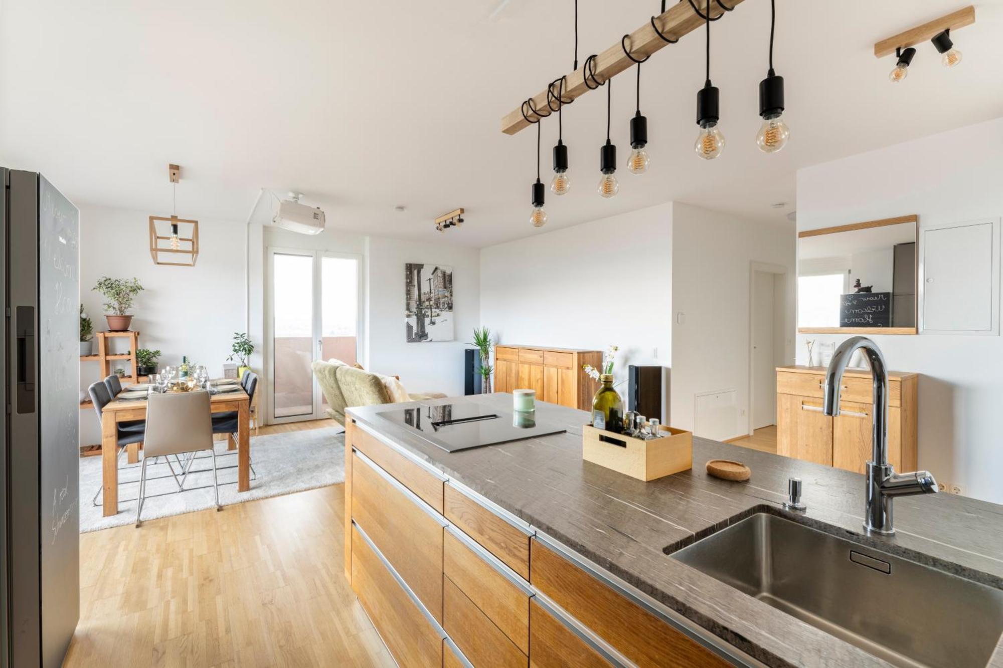 Edler Wohnraum Panoramablick 3 Sz Boxspringbetten, E-Ladestation, Kaffeevollautomat, Klima, Lift, Terrasse & 2Xtg Graz Kültér fotó